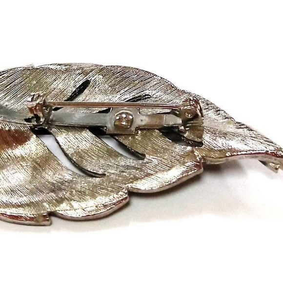 Vintage Leaf Brooch Pin In Black & Silver-Tone - Picture 3 of 10